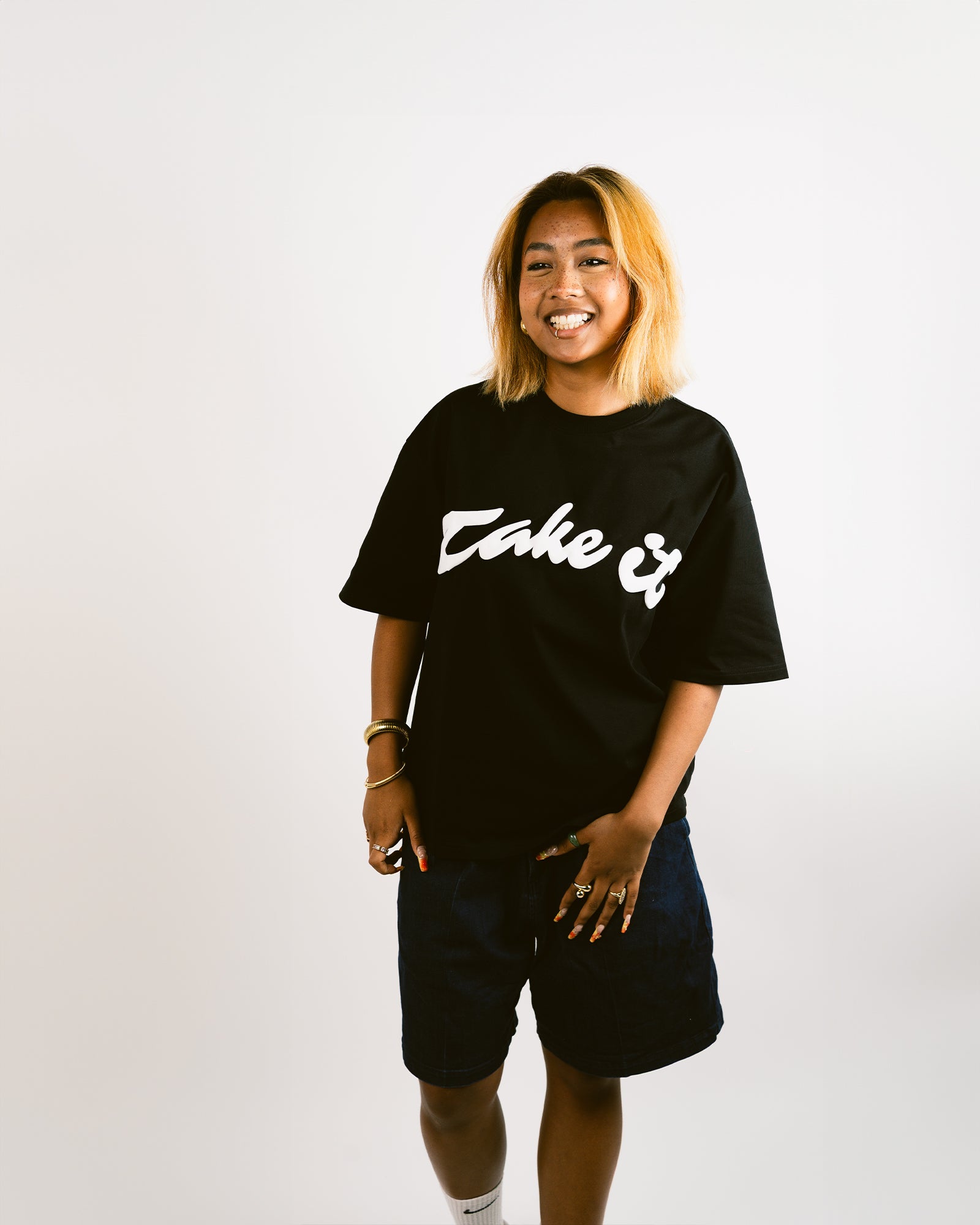 TAKE IT – Oversized T-Shirt (NFC) – Take it
